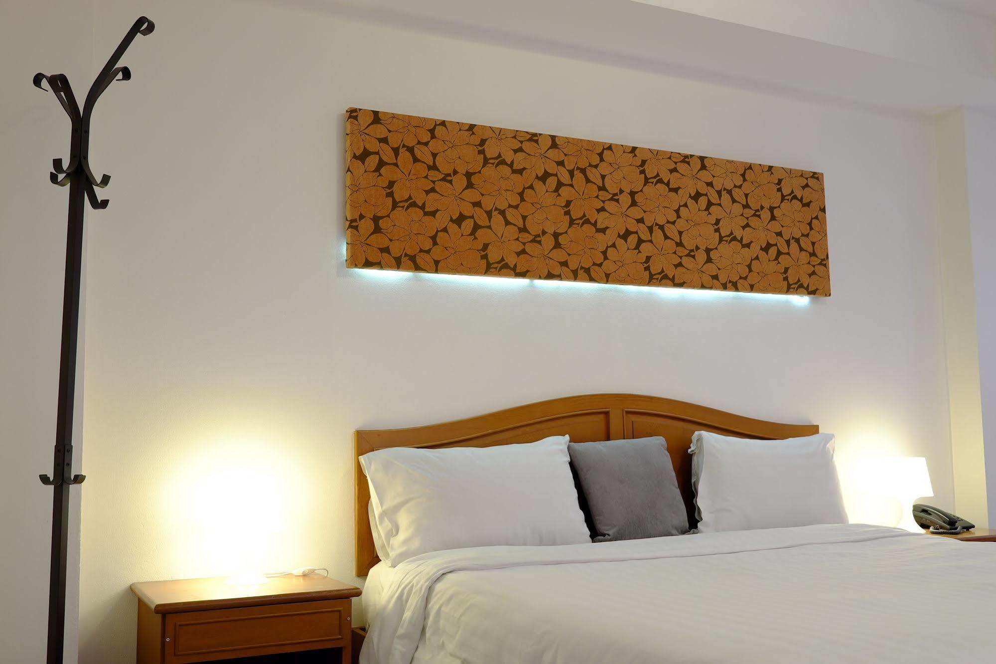 Pj Inn Pattaya Exterior photo